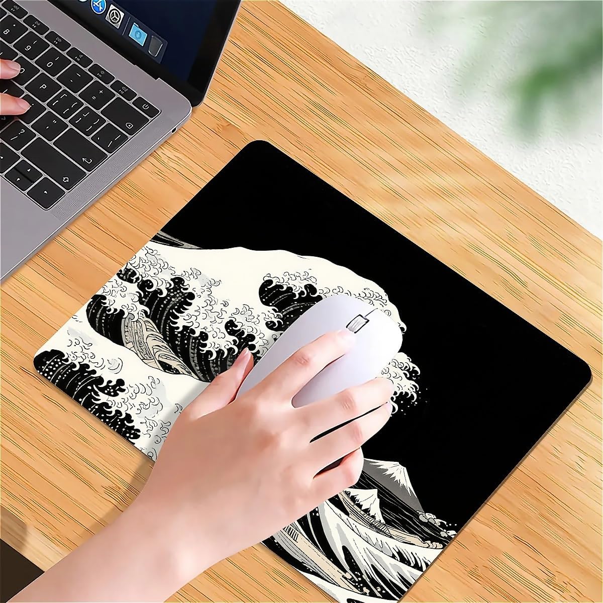 Square Mouse Pad Black Japanese Wave, Personalized Premium-Textured Custom Mouse Mat Design, Washable Mousepad Cloth, Non-Slip Rubber Base Computer Mouse Pads for Wireless Mouse